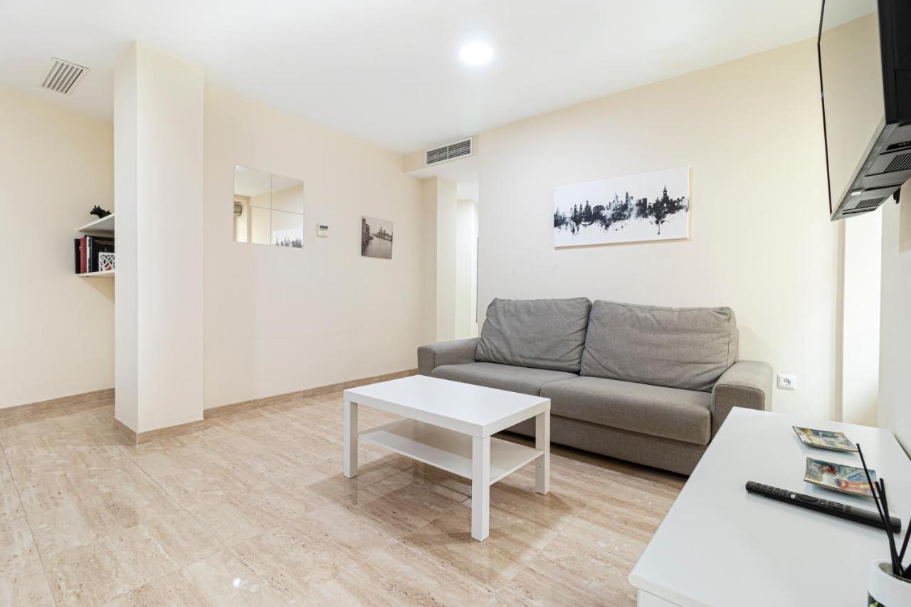 Allo Apartments Consistorio Centro 2 Habitaciones เฮเรซ เด ลาฟรอนเตรา ภายนอก รูปภาพ